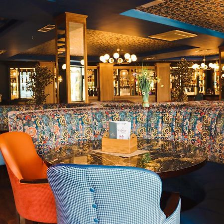 Amber Springs Hotel Гори Экстерьер фото