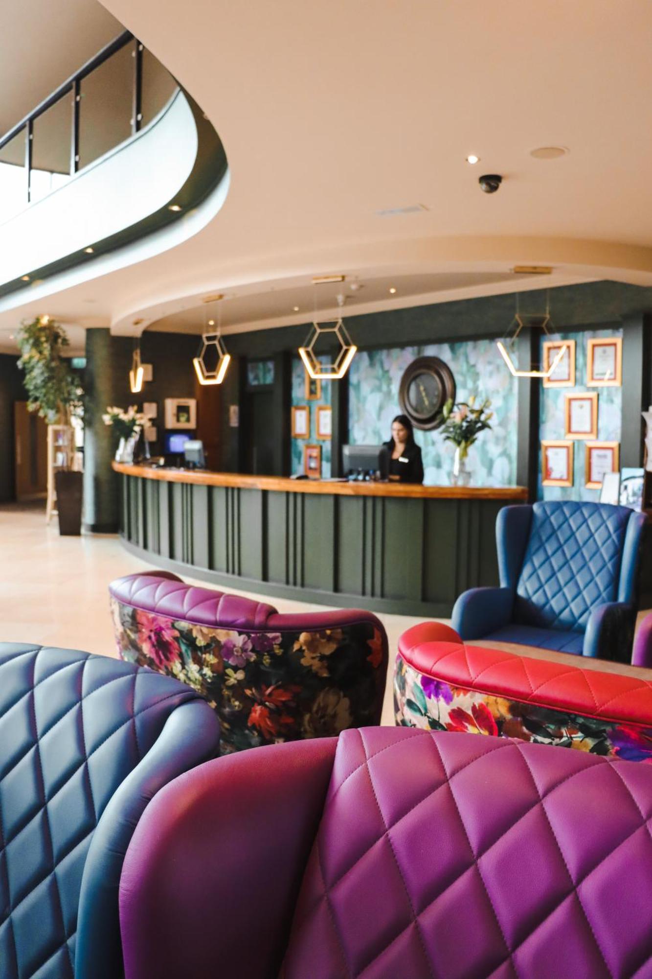 Amber Springs Hotel Гори Экстерьер фото