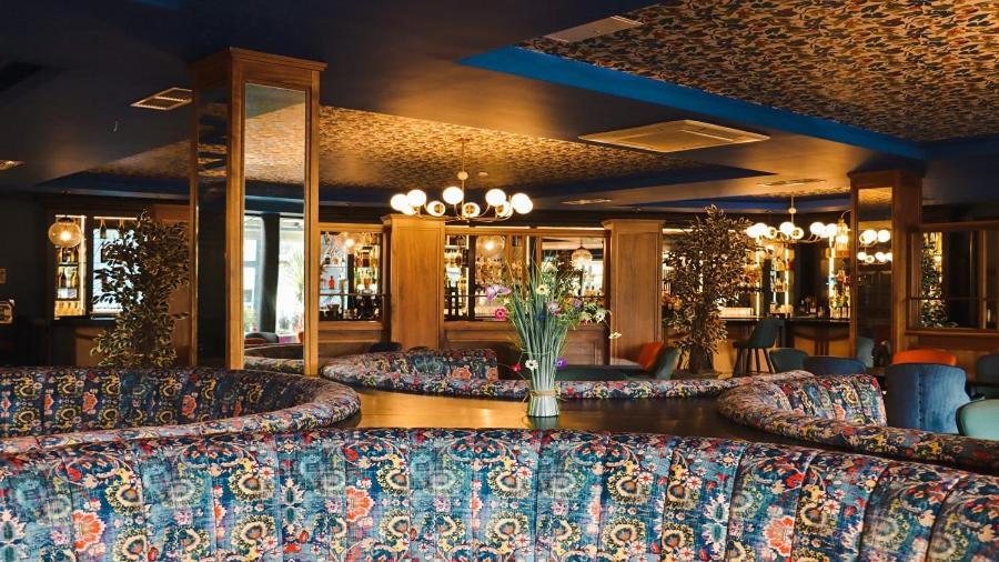 Amber Springs Hotel Гори Экстерьер фото